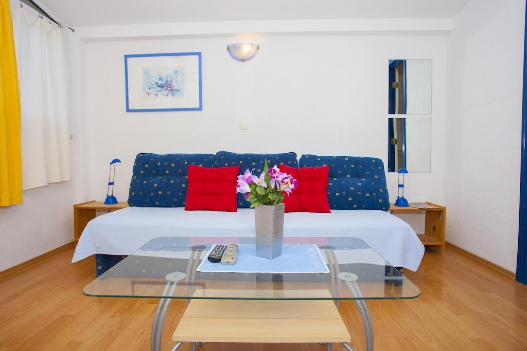 Apartments Villa Jarak Makarska Room photo